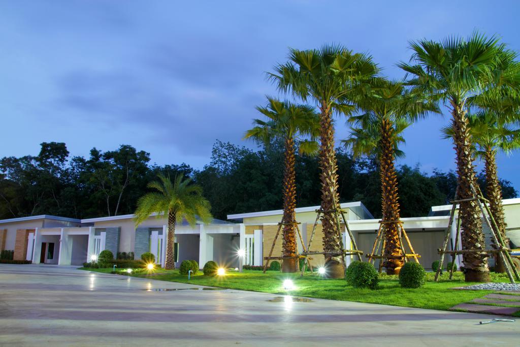 Smile Resort Thungsong Thung Song Exteriör bild